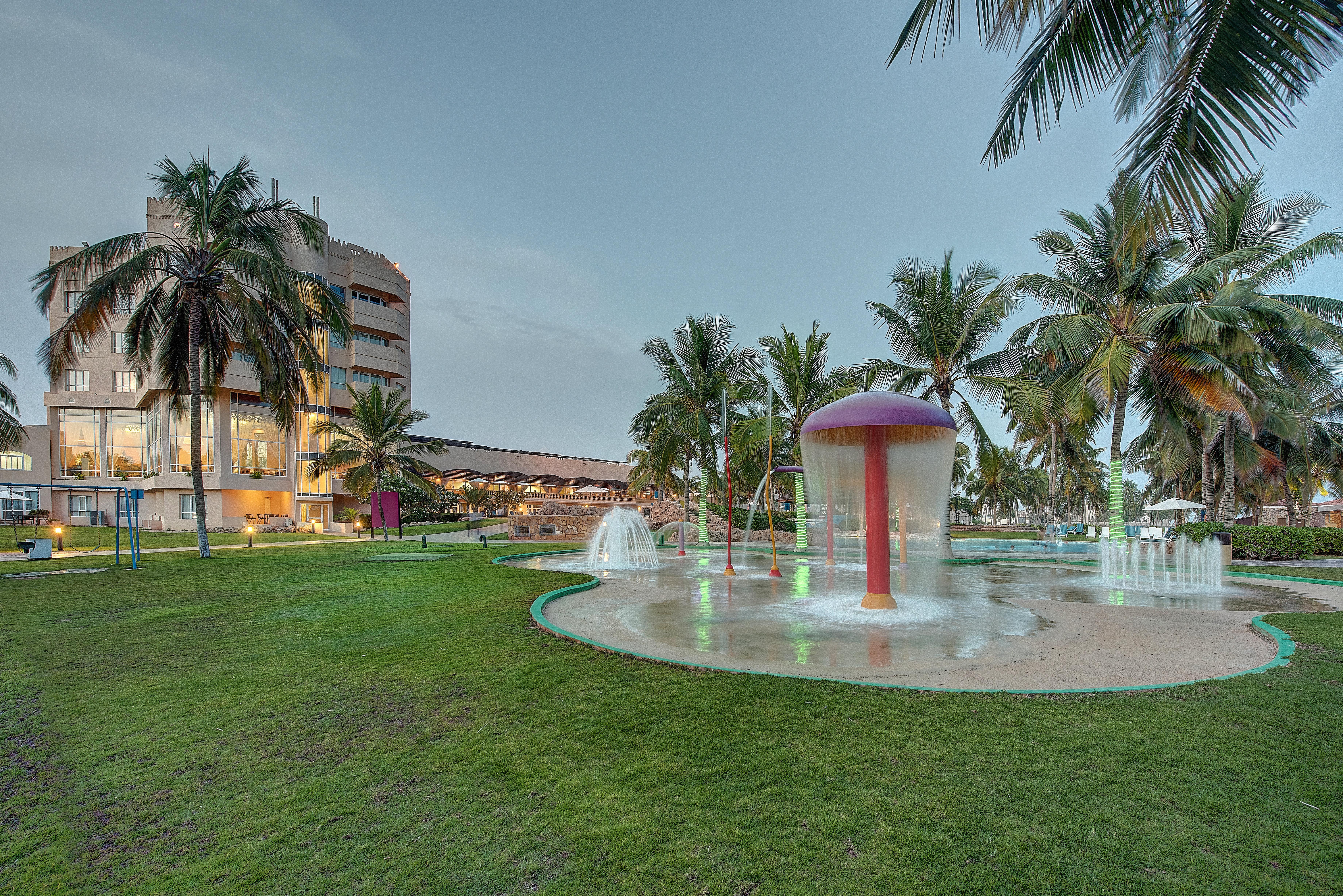 Crowne Plaza Resort Salalah, An Ihg Hotel Exterior photo